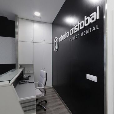 Centro Dental Roberto Cristóbal oficina